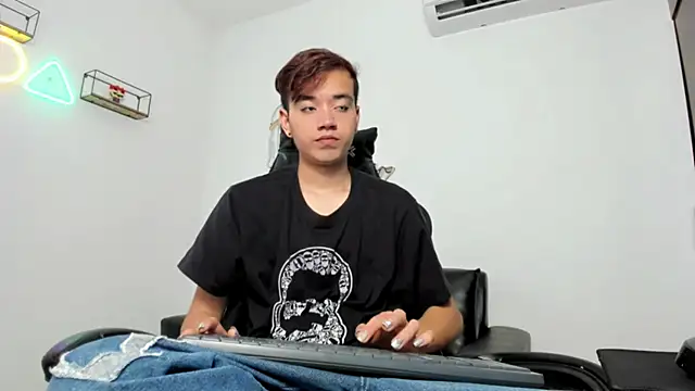 bunny maxi online show from November 3, 12:39 pm