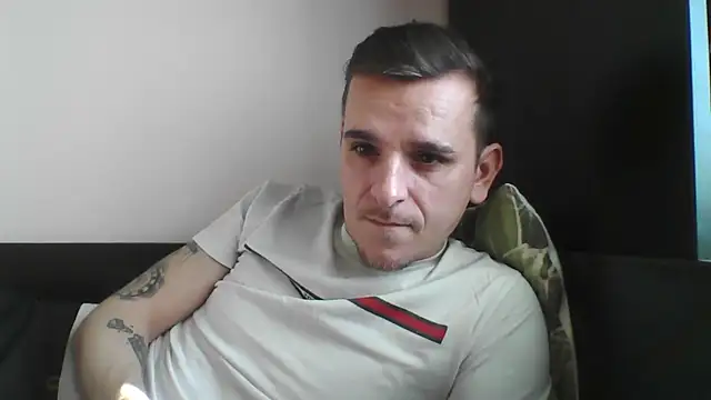 Snapshot of Huge_cock22cm chatting on January 9, 11:58 am Huge cock22cm online show from January 9, 11:58 am