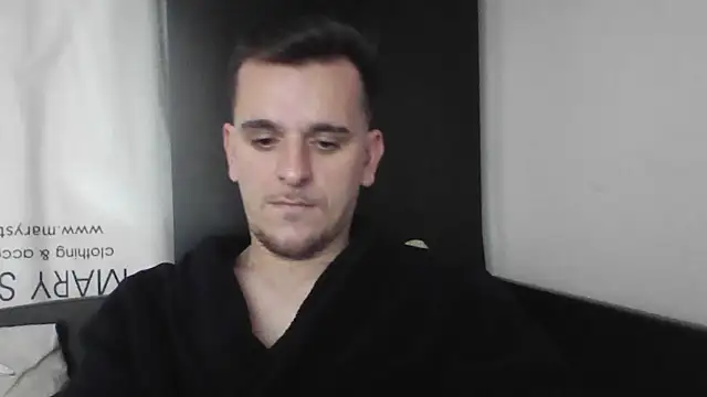 Snapshot of Huge_cock22cm chatting on January 24, 10:21 am Huge cock22cm online show from January 24, 10:21 am