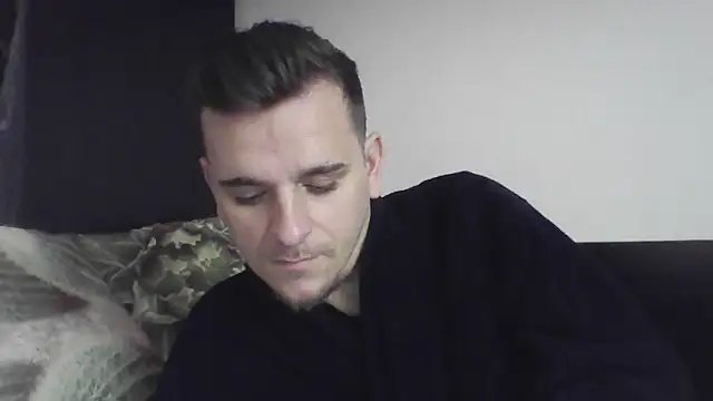 Snapshot of Huge_cock22cm chatting on January 30, 7:18 am Huge cock22cm online show from January 30, 7:18 am
