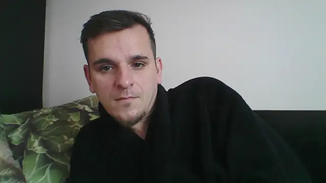 Snapshot of Huge_cock22cm chatting on February 11, 10:59 am Huge cock22cm online show from February 11, 10:59 am