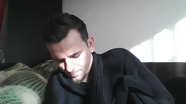 Snapshot of Huge_cock22cm chatting on February 14, 12:36 pm Huge cock22cm online show from February 14, 12:36 pm