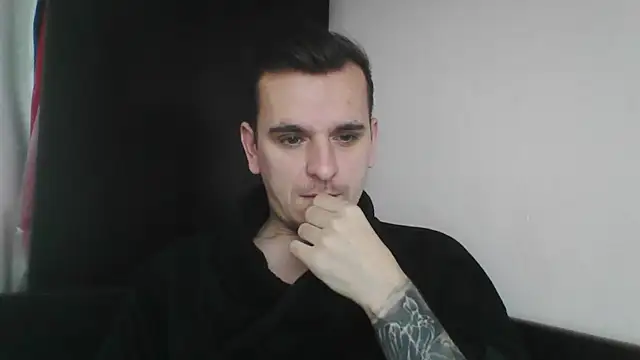 Snapshot of Huge_cock22cm chatting on February 16, 7:59 am Huge cock22cm online show from February 16, 7:59 am