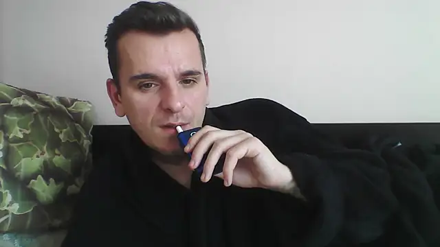 Snapshot of Huge_cock22cm chatting on February 24, 10:59 am Huge cock22cm online show from February 24, 10:59 am