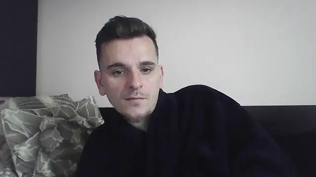 Snapshot of Huge_cock22cm chatting on March 1, 9:07 am Huge cock22cm online show from March 1, 9:07 am