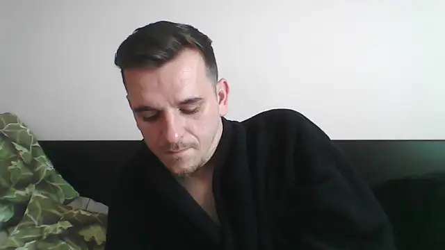 Snapshot of Huge_cock22cm chatting on March 9, 11:03 am Huge cock22cm online show from March 9, 11:03 am