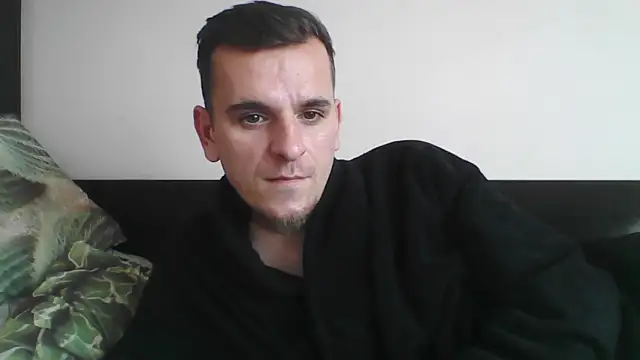 Snapshot of Huge_cock22cm chatting on March 13, 1:18 pm Huge cock22cm online show from March 13, 1:18 pm
