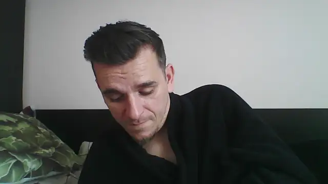 Snapshot of Huge_cock22cm chatting on March 14, 8:21 am Huge cock22cm online show from March 14, 8:21 am