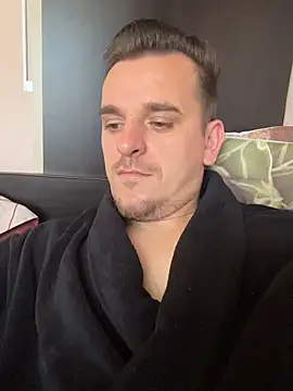 Huge cock22cm online show from May 26, 7:15 am