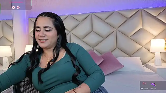 Brenda Garcia online show from September 16, 7:37 pm