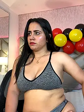 Brenda Garcia online show from September 24, 8:12 pm