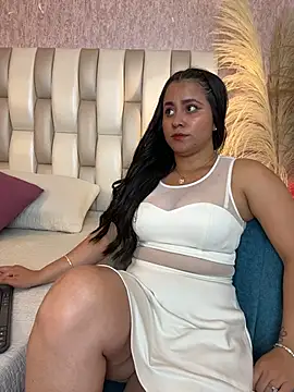 Brenda Garcia online show from January 16, 8:35 pm