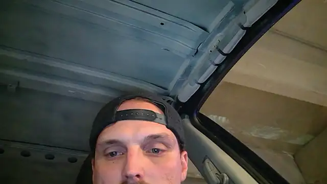 Snapshot of VitaminDrewFl chatting on January 18, 7:34 am VitaminDrewFl online show from January 18, 7:34 am