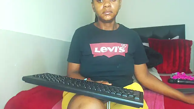 Fiercefoxxy online show from March 19, 8:29 am