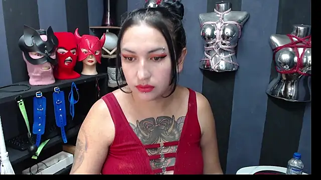 LucyStrike  online show from January 20, 2:53 am