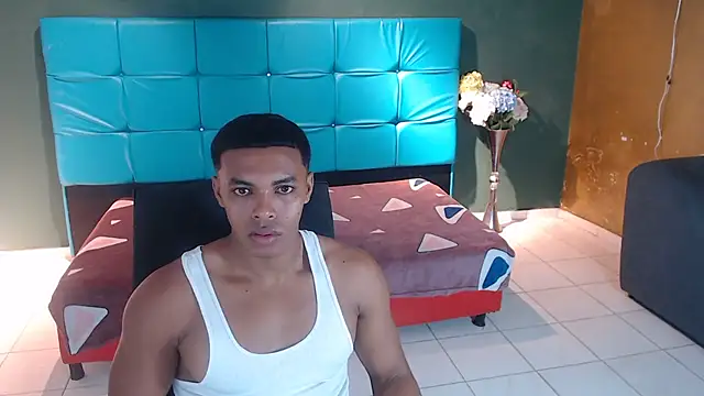 Snapshot of SexyBigCock01 chatting on January 21, 12:07 pm SexyBigCock01 online show from January 21, 12:07 pm