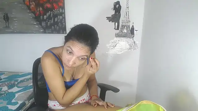 KamileLatinasexy online show from May 5, 3:25 am