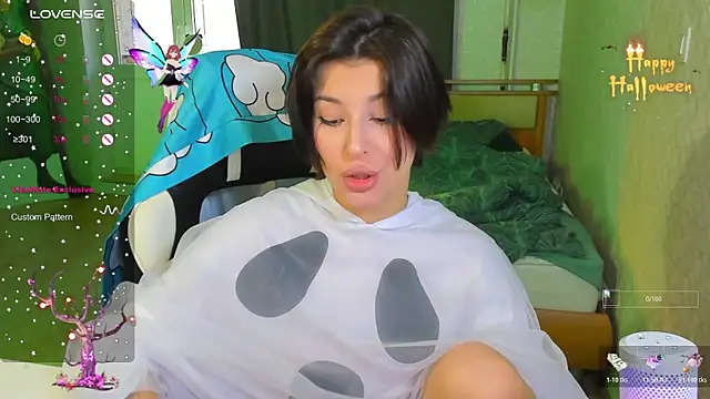 folinskayyya online show from October 25, 3:14 am