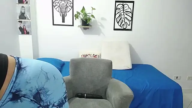 renata salinas 1 online show from March 22, 3:41 am