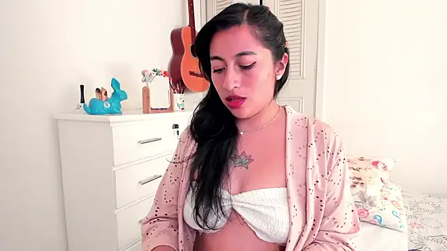 LisaHadwin online show from January 8, 5:37 pm