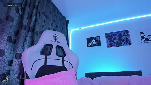 satanbabee online show from December 4, 11:02 pm