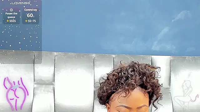 Snapshot of CamilaBenitez chatting on February 28, 10:28 pm CamilaBenitez online show from February 28, 10:28 pm