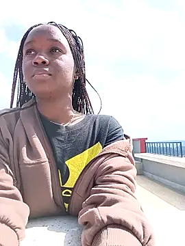 Snapshot of carenic chatting on October 16, 11:33 am carenic online show from October 16, 11:33 am