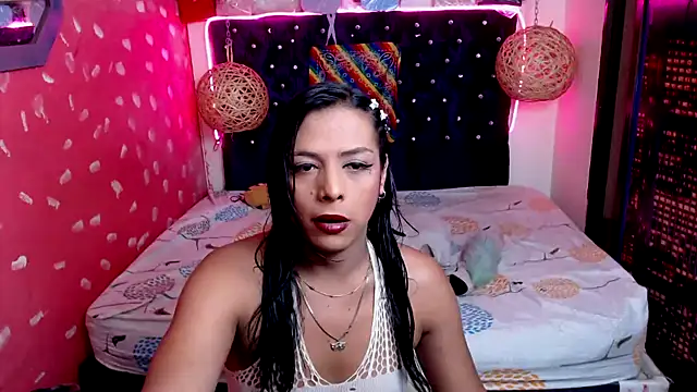 EmilyTsSweet online show from January 22, 7:45 pm