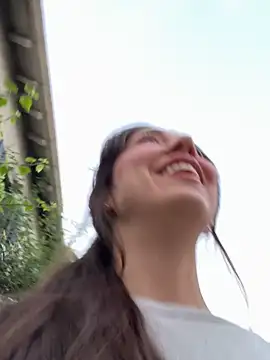 emiliasommer online show from September 28, 5:18 pm