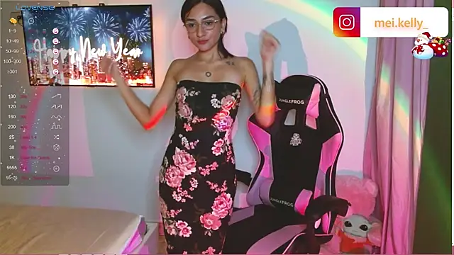 Snapshot of Mei_Kelly chatting on December 31, 1:57 am Mei Kelly online show from December 31, 1:57 am