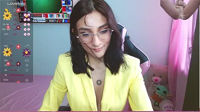 Snapshot of Mei_Kelly chatting on January 23, 7:07 pm Mei Kelly online show from January 23, 7:07 pm