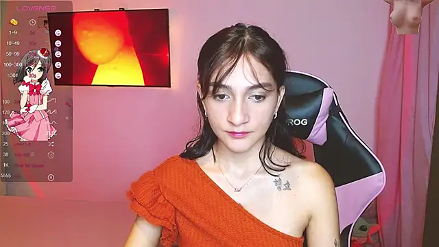 Snapshot of Mei_Kelly chatting on February 9, 12:06 am Mei Kelly online show from February 9, 12:06 am