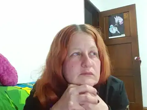 ViioletaMora online show from October 20, 2:23 am