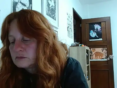 ViioletaMora online show from May 14, 3:35 am