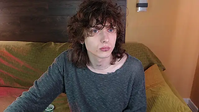 Snapshot of axxxturel chatting on March 23, 6:17 am axxxturel online show from March 23, 6:17 am