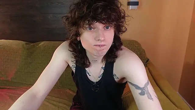 Snapshot of axxxturel chatting on March 28, 12:05 pm axxxturel online show from March 28, 12:05 pm