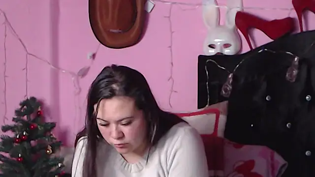 NikkiRous  online show from January 12, 4:18 pm