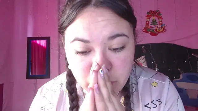 NikkiRous  online show from October 24, 12:45 pm