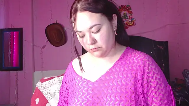 NikkiRous  online show from November 8, 12:49 pm