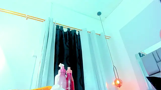 Emily Gil1 online show from January 11, 4:36 pm