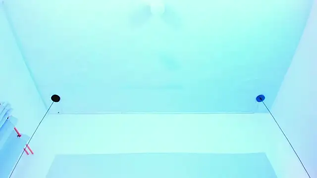 Emily Gil1 online show from January 17, 1:35 pm