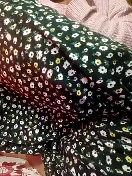 Im Cute online show from January 7, 6:24 pm