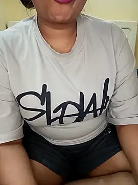 Im Cute online show from February 2, 11:42 am