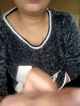 Im Cute online show from February 3, 6:40 am