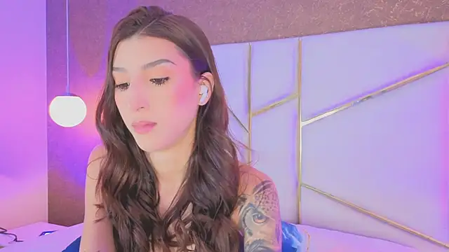 AilishBenson online show from May 2, 7:30 pm