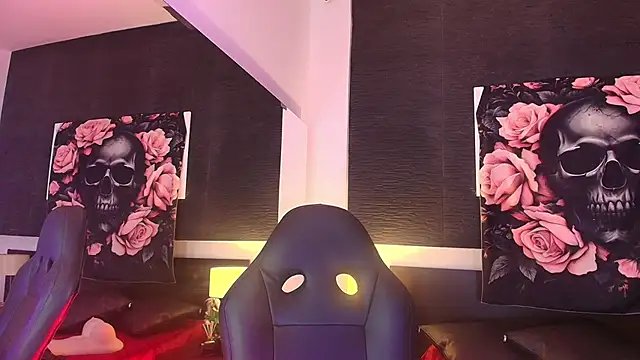 Snapshot of EvaaFoxxy1 chatting on February 27, 12:05 pm EvaaFoxxy1 online show from February 27, 12:05 pm