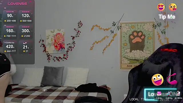 Crystal Chris online show from September 30, 4:34 pm