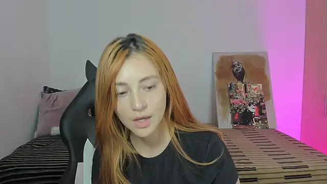 annie mora online show from February 13, 1:34 am