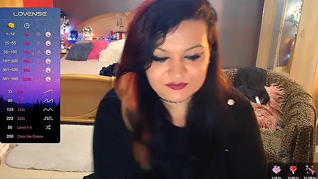 Ariellefoxy online show from December 9, 11:03 pm