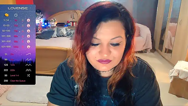 Ariellefoxy online show from December 14, 8:29 pm